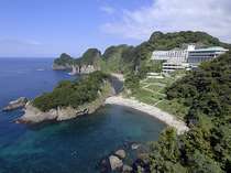【外観】全客室から堂ヶ島の絶景を望むオーシャンビュー 堂ヶ島ニュー銀水 プランをみる